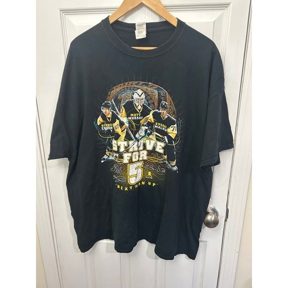 Gildan Heavy Cotton NHL Strive for 5 Graphic T-Shirt